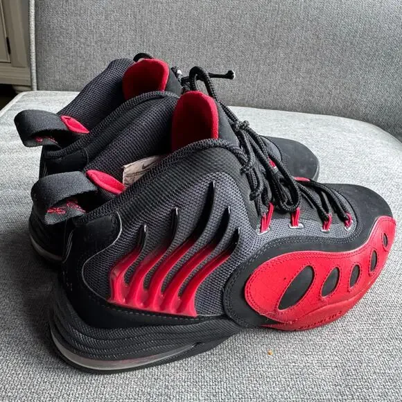 Nike Sonic Flight Black University Red Sneaker 641333-002 Mens Size 9